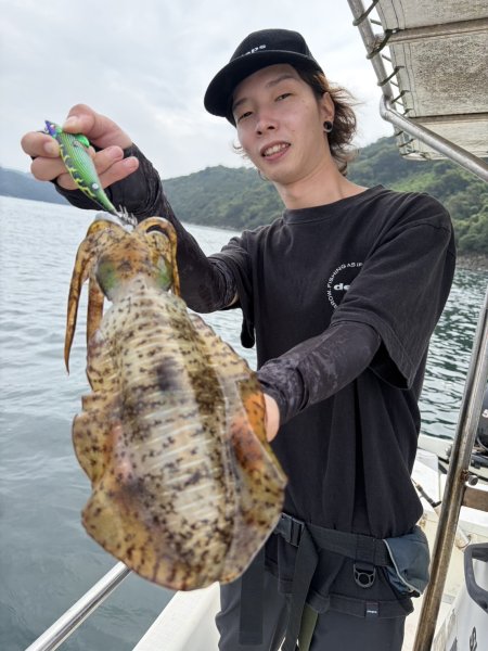 画像2: 【ラトル・BK仕様】#BTKM19 雷神マスカット(UV) 3.5号30g SQUIDMANIA WILDCHASE/B-TRラトル (2)